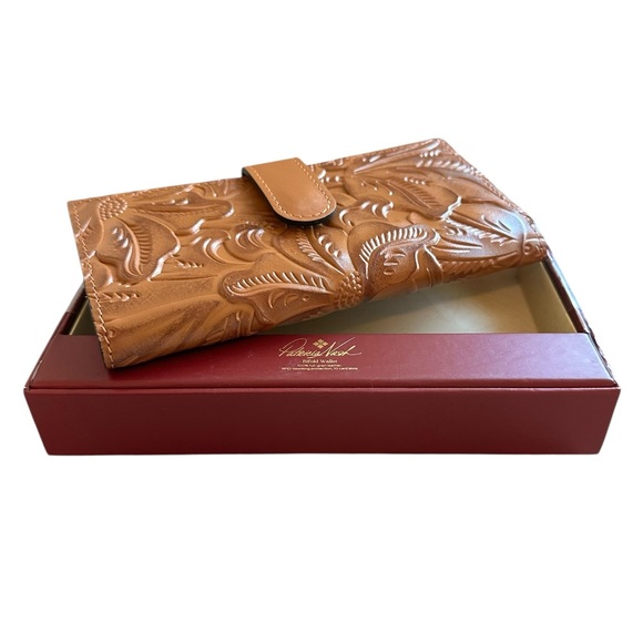 Patricia Nash Leather Wallet - Picture 7 of 7